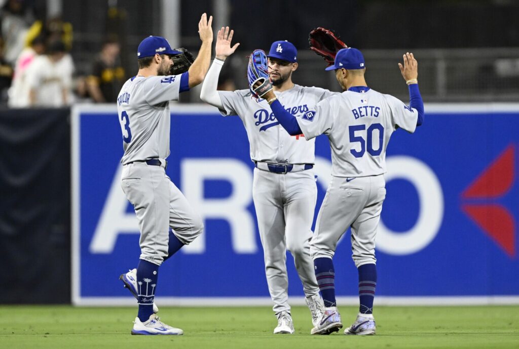 padres vs dodgers match player stats