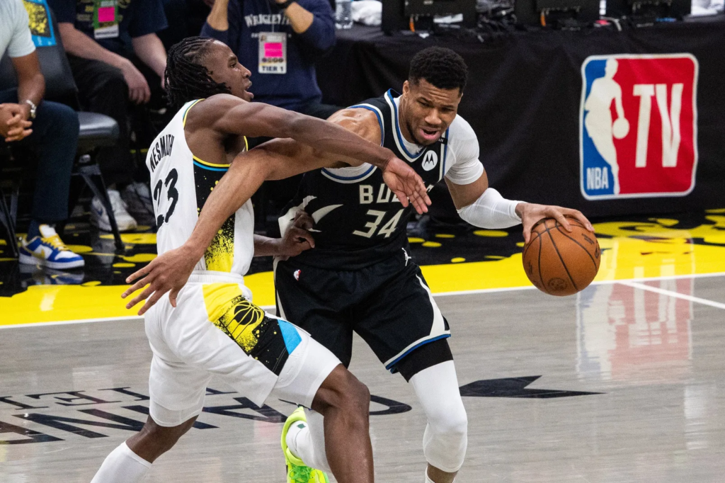 milwaukee bucks vs pacers match player stats